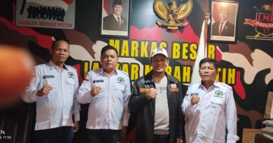 Ketum Laskar Merah Putih Menerima kunjungan Maruli Tobing Dan Rudi Simorangkir dalam Diskusi Publik di Jakarta