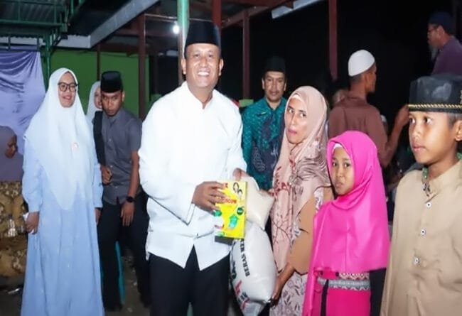 Pemkab Dairi Berbagi Bersama Fakir Miskin dan Anak Yatim di Desa Sumbul