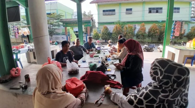 STM-P2SI DUKUNG PENUH 6 ASPIRASI PEDAGANG PASAR AKSARA BARU MEDAN, DESAK PEMKO, KETUA DPRD DAN DIREKSI PD PASAR BERTINDAK CEPAT”