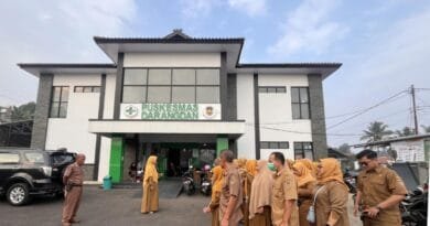 Puskesmas Darangdan Purwakarta Gelar Apel Pagi Senin Tingkatkan Disiplin dan Semangat Pelayanan Kepada Masyarakat