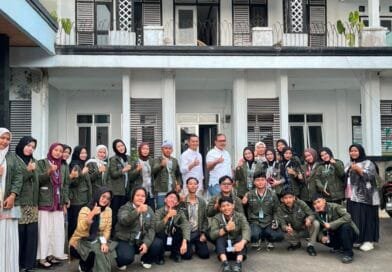 Pemdes Pasangrahan Terima 30 KKN Mahasiswa KPPM STIE Wikara Purwakarta