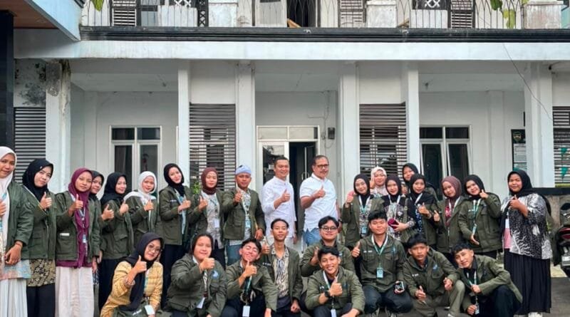Pemdes Pasangrahan Terima 30 KKN Mahasiswa KPPM STIE Wikara Purwakarta