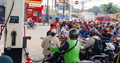 Antrean Pengisian BBM Mengular, Polresta Deli Serdang Lakukan Pengamanan dan Pengaturan Jalur Di Setiap SPBU