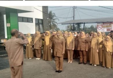 UPTD Puskesmas Darangdan Gelar Apel Pagi Senin Perkuat Disiplin dan Semangat Pelayanan Kesehatan