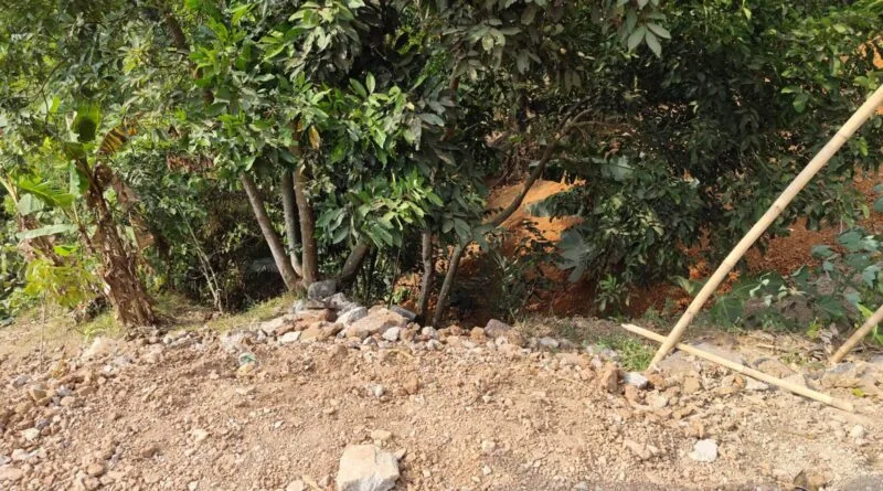 Tebing Setinggi 50 Meter di Kampung Nagrak Longssor, Pesawahan Terancam Lelongsoran