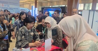 Gubernur BI Coba Langsung QRESTO di Booth Pemko Medan pada FEKDI 2026