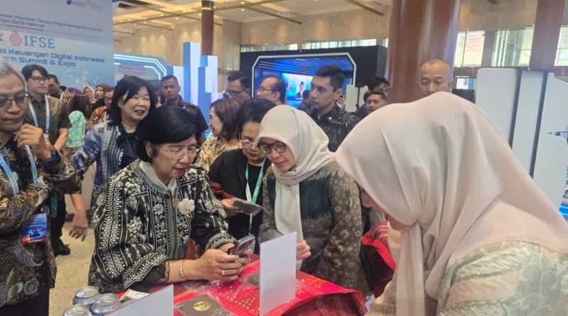 Gubernur BI Coba Langsung QRESTO di Booth Pemko Medan pada FEKDI 2026
