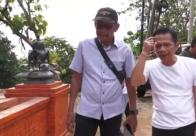 Kualitas Pengerjaan Buruk, Bupati Purwakarta Semprot Perencana Proyek Monumen Ranca Darah