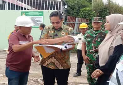 Tinjau Revitalisasi Puskesmas,Rico Waas: Pelayanan Buruk Tidak Akan Ditoleransi