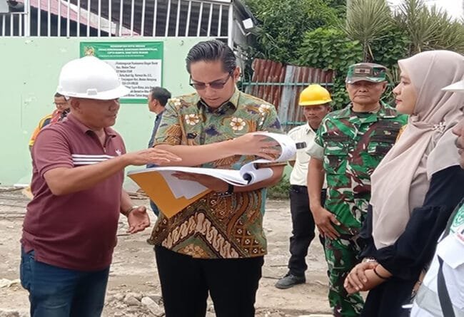 Tinjau Revitalisasi Puskesmas,Rico Waas: Pelayanan Buruk Tidak Akan Ditoleransi