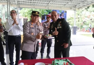 Perkuat Sinergitas TNI-Polri, Polresta Deli Serdang Beri Surprise HUT Ke-81 TNI